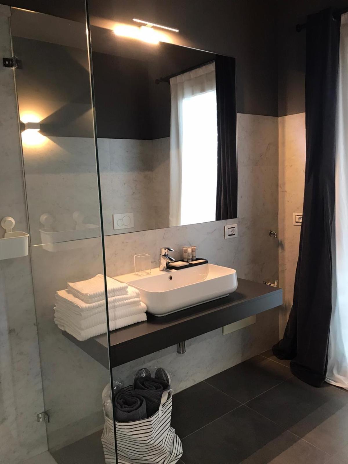 Extra Urbano - Lago Di Garda - Adults Only ปอนติ ซุล มินโช ภายนอก รูปภาพ