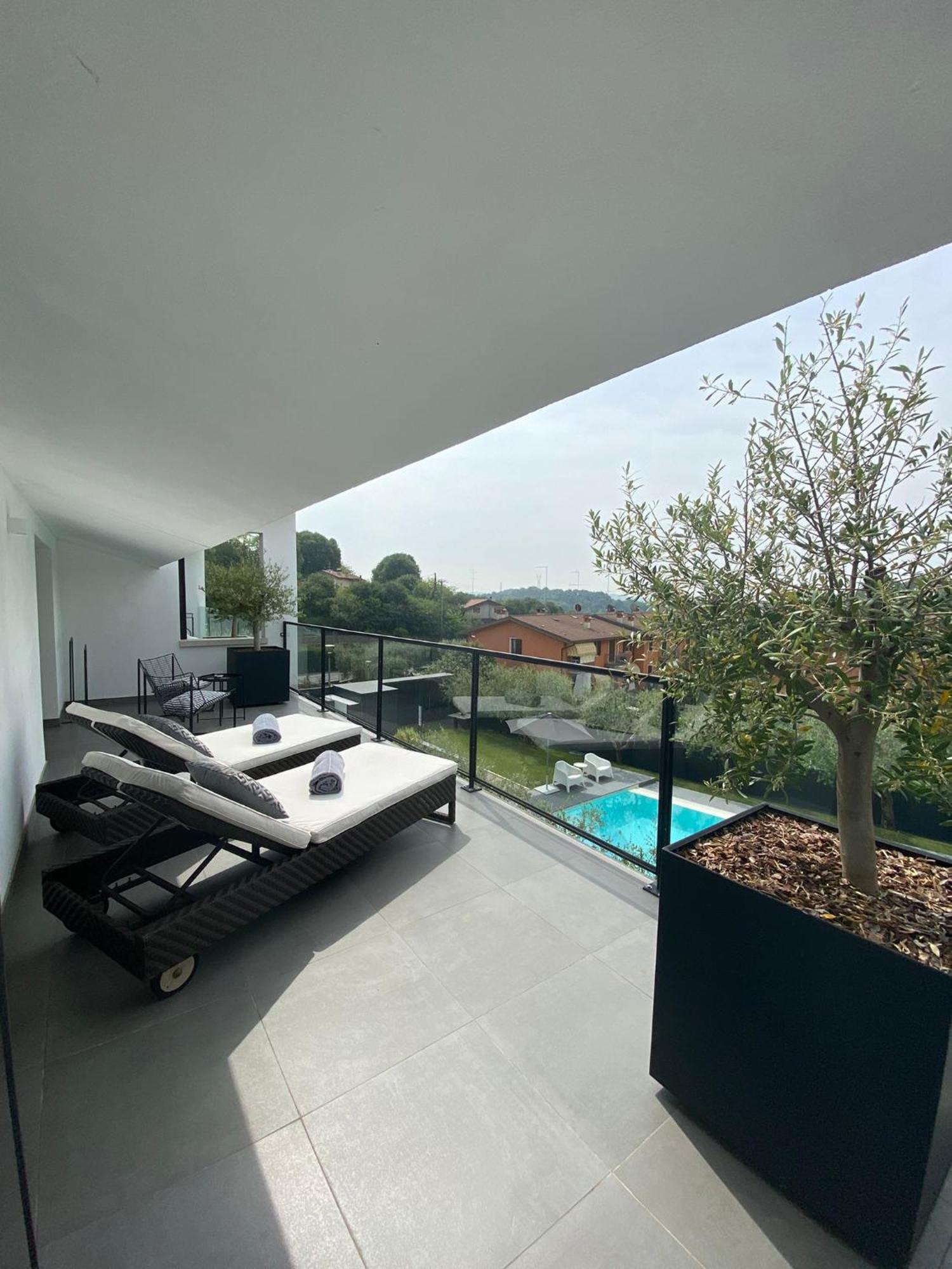 Extra Urbano - Lago Di Garda - Adults Only ปอนติ ซุล มินโช ภายนอก รูปภาพ