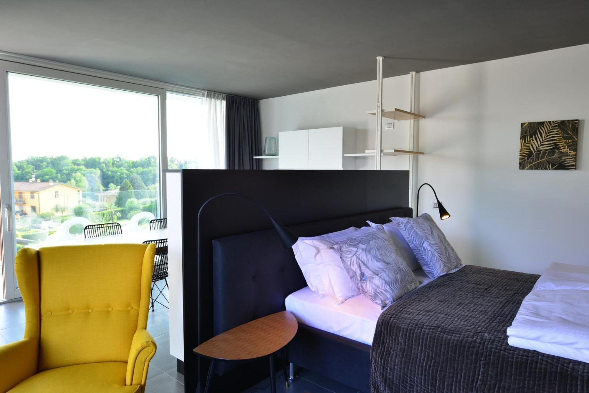 Extra Urbano - Lago Di Garda - Adults Only ปอนติ ซุล มินโช ภายนอก รูปภาพ