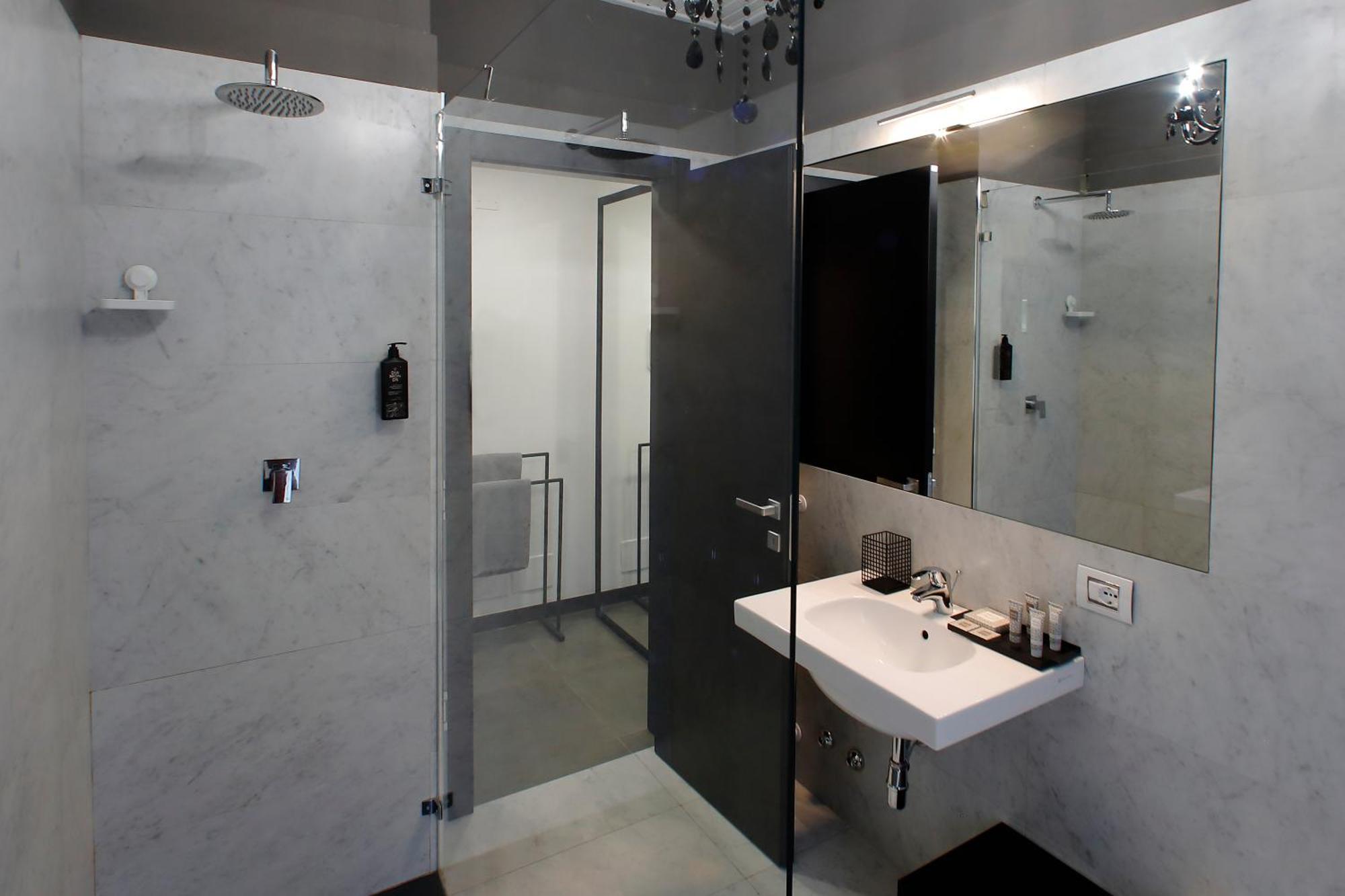 Extra Urbano - Lago Di Garda - Adults Only ปอนติ ซุล มินโช ภายนอก รูปภาพ