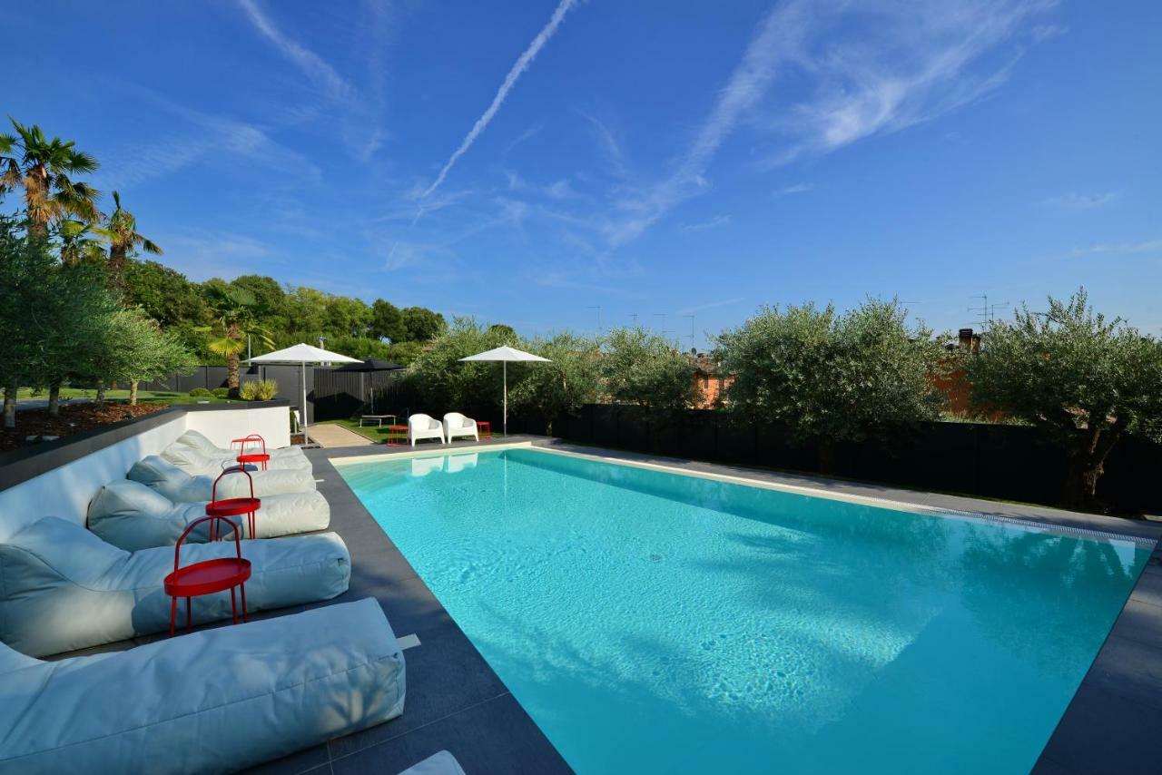Extra Urbano - Lago Di Garda - Adults Only ปอนติ ซุล มินโช ภายนอก รูปภาพ