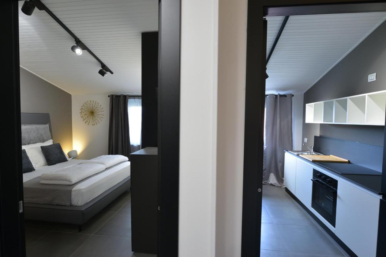 Extra Urbano - Lago Di Garda - Adults Only ปอนติ ซุล มินโช ภายนอก รูปภาพ